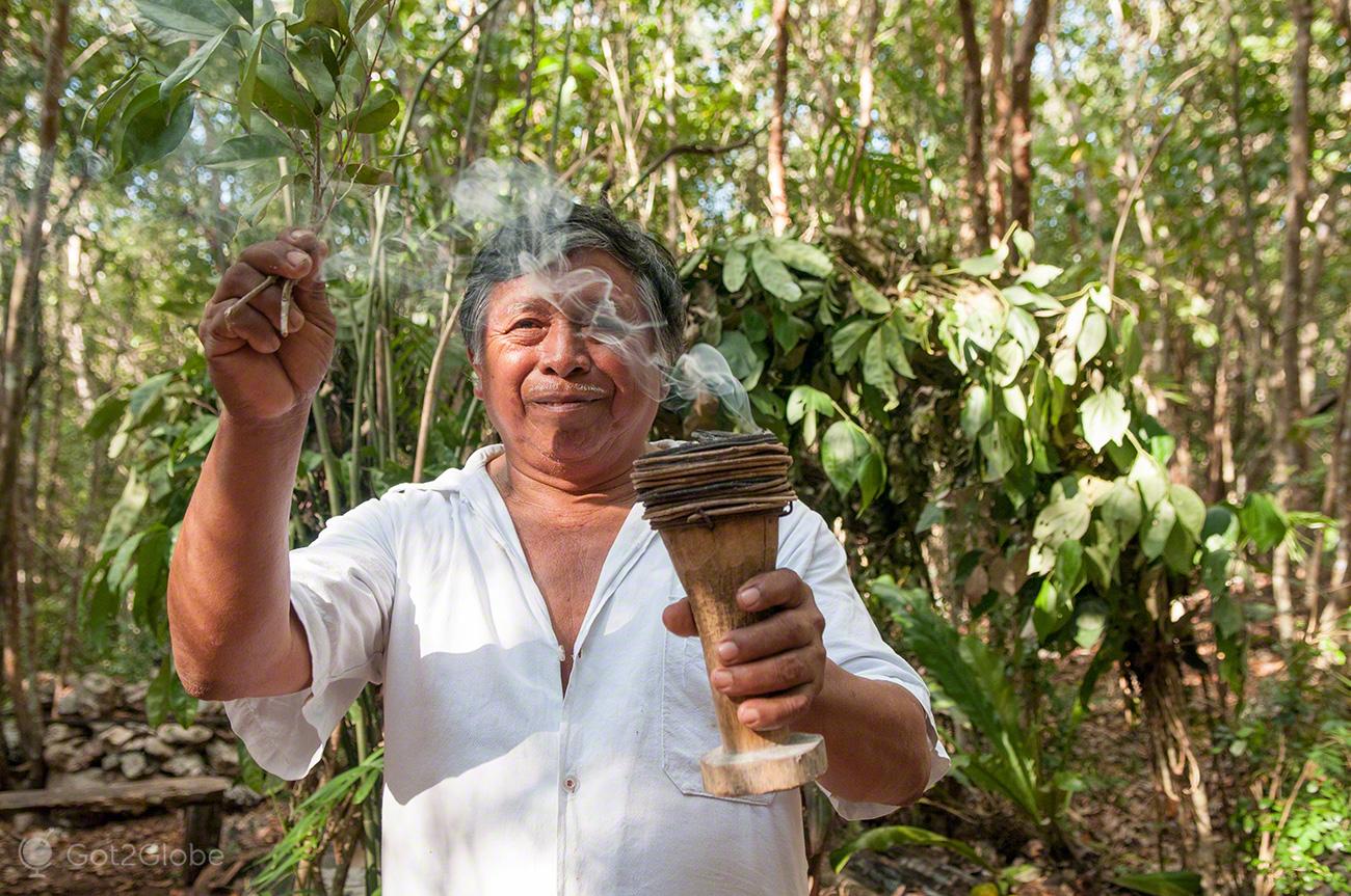 Cobá, viagem às Ruínas Maias, Pac Chen, Xamã Adolfo