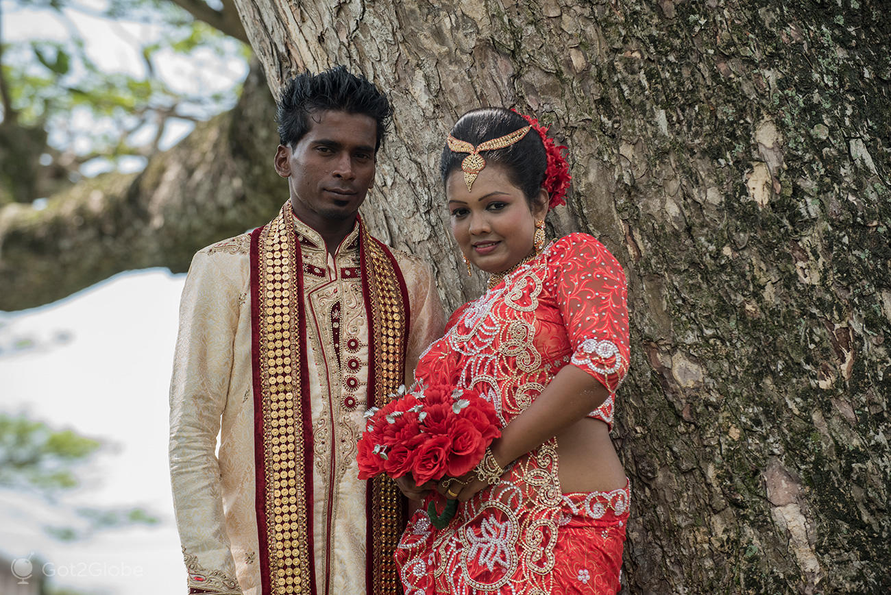 Forte Galle, Sri Lanka, Ceilão Lendária Taprobana, Nubentes cingaleses