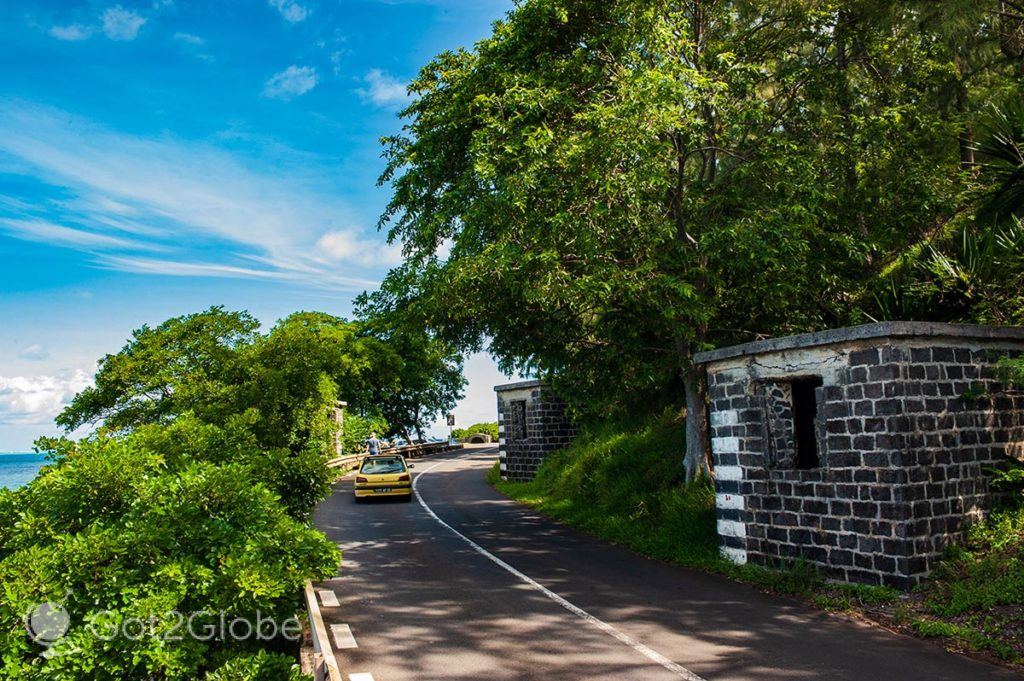 Estrada B28, nas imediações de Pointe du Diable